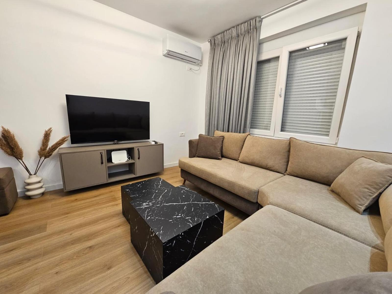 Elois Luxury Apartment Tirana Zewnętrze zdjęcie